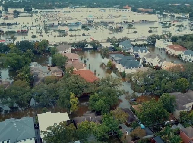 Houston officer Steve Perez drowns in flood while heading to work