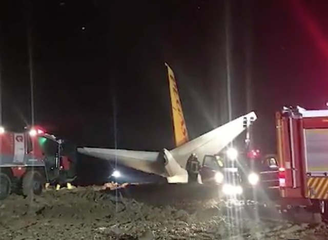 Plane skids off runaway in northern Turkey; no injuries